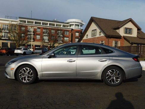 Used 2021 Hyundai Sonata SEL w/ Convenience Package image 4