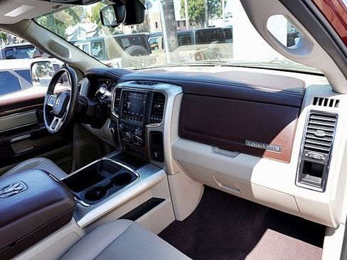 Used 2018 RAM 3500 Laramie w/ Convenience Group image 13