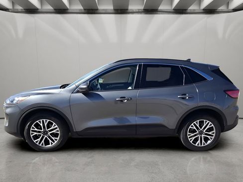 Used 2022 Ford Escape SEL image 2