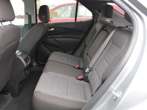 Used 2023 Chevrolet Equinox LT AWD/4WD image 10