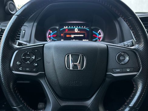 Used 2022 Honda Pilot TrailSport image 27