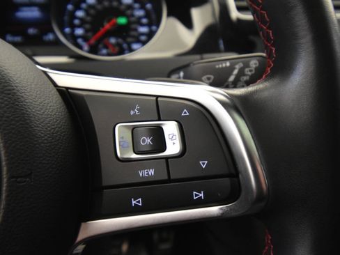 Used 2020 Volkswagen GTI Autobahn image 25