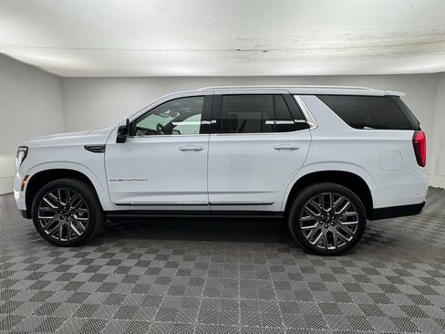 Used 2026 GMC Yukon Denali Ultimate AWD/4WD image 17