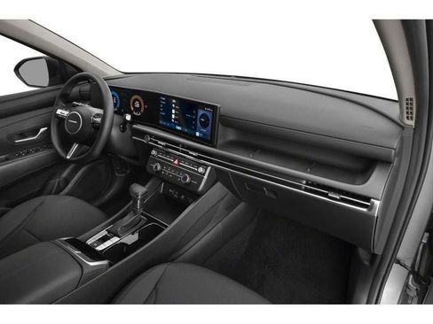 New 2026 Hyundai Tucson SE image 40