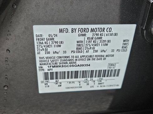 Certified 2025 Ford Explorer ST image 25