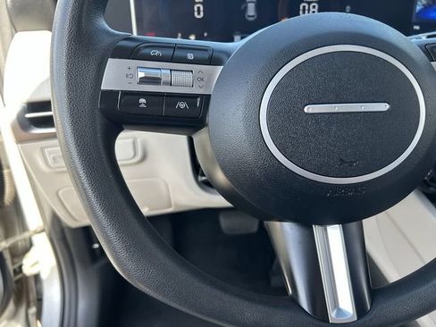 Used 2025 Hyundai Tucson SEL FWD image 25