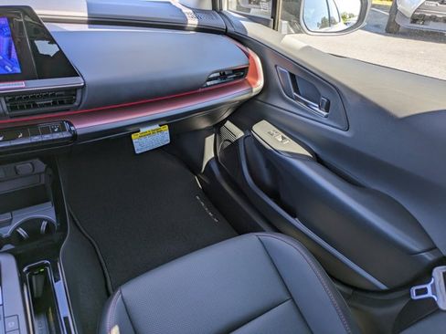 New 2026 Toyota Prius Plug-In Hybrid FWD image 16