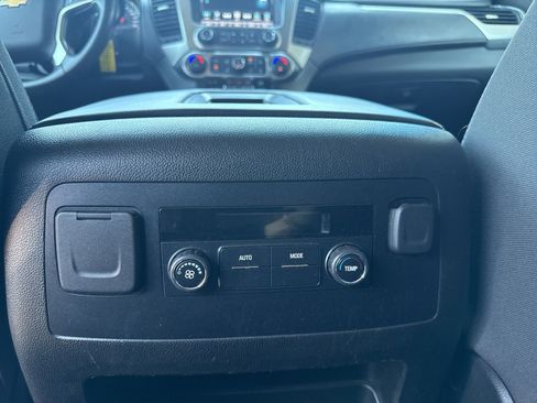 Used 2019 Chevrolet Tahoe LS AWD/4WD image 18