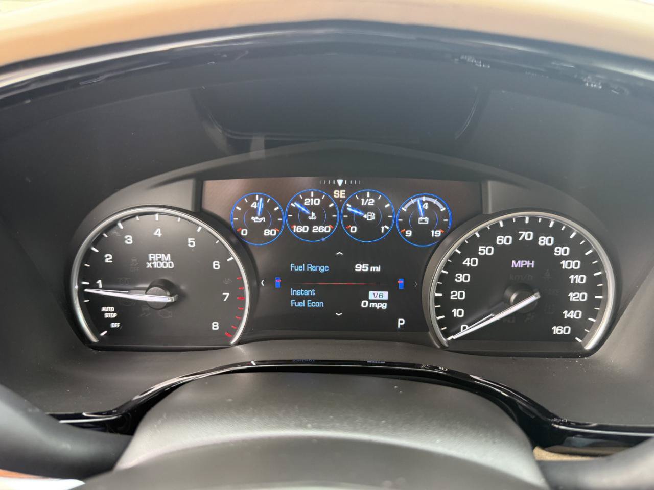 Used 2017 Cadillac XT5 Platinum AWD/4WD image 15