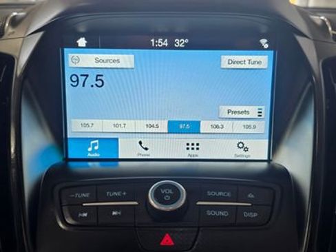 Used 2017 Ford Escape SE w/ Equipment Group 201A image 20