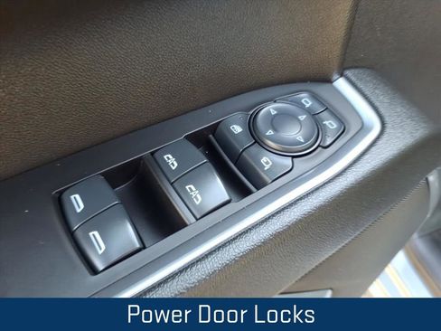 Certified 2025 GMC Sierra 1500 SLT image 20