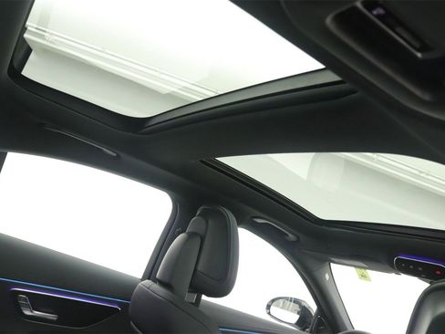 New 2026 Mercedes-Benz E 53 AMG e 4MATIC Sedan image 14