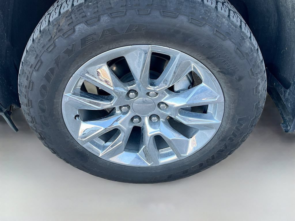 Used 2024 Chevrolet Silverado 1500 High Country AWD/4WD image 31