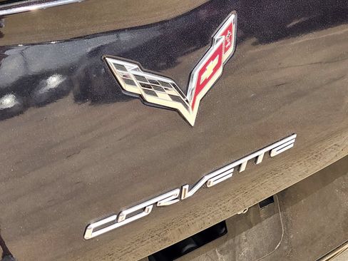 Used 2015 Chevrolet Corvette Stingray Coupe RWD image 11