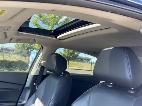 Used 2023 Honda Accord Touring image 19