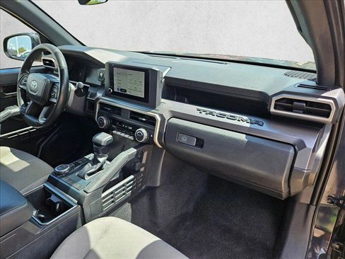 Used 2024 Toyota Tacoma SR5 AWD/4WD image 21