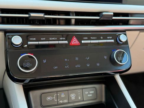 New 2026 Hyundai Tucson SEL image 18