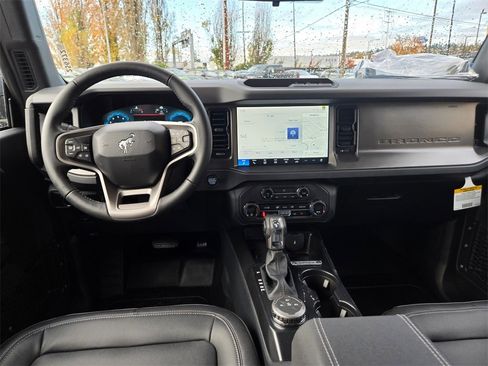 New 2025 Ford Bronco Big Bend image 10