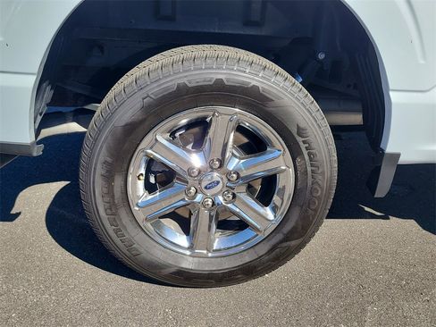 Certified 2025 Ford F150 XLT w/ Equipment Group 301A Standard image 5