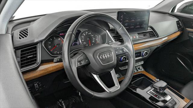 Used 2023 Audi Q5 2.0T Premium w/ Convenience Package AWD/4WD image 26