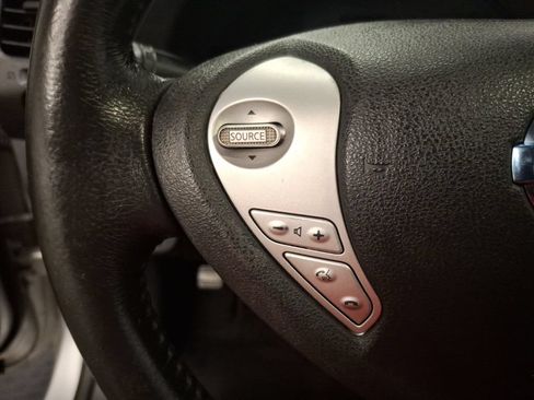Used 2015 Nissan Leaf S w/ Charge Package FWD image 20