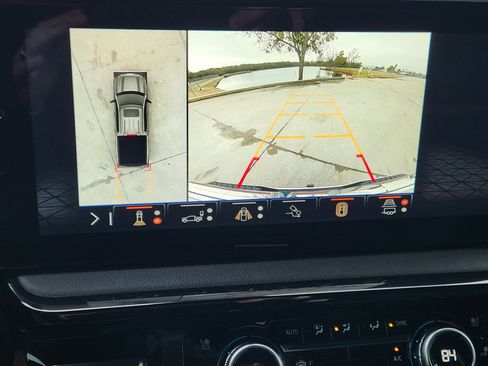 Certified 2025 GMC Sierra 1500 AT4 w/ AT4 Premium Package image 19