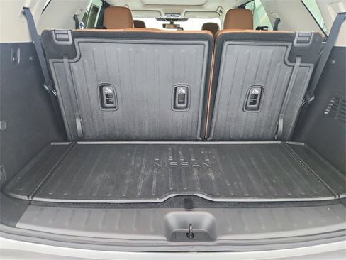 Used 2024 Nissan Pathfinder Platinum w/ Cargo Package image 45