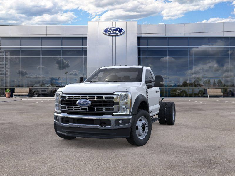 New 2025 Ford F450 XL w/ XL Chrome Package AWD/4WD image 2