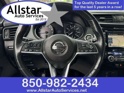 Used 2017 Nissan Rogue Sport SL w/ SL Premium Package FWD image 26