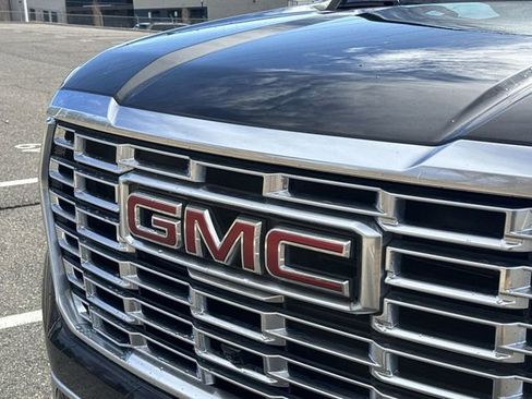 Certified 2025 GMC Yukon Denali image 26