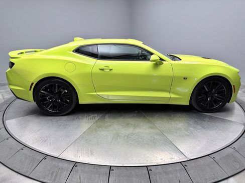 Used 2020 Chevrolet Camaro SS RWD image 4