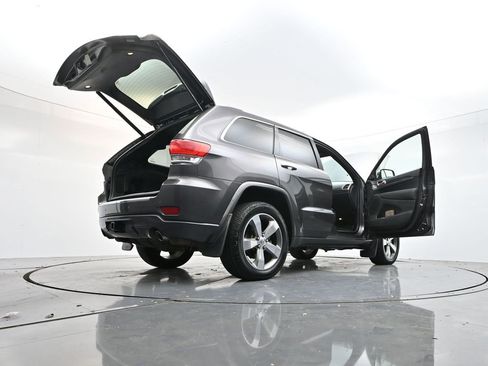 Used 2015 Jeep Grand Cherokee Overland w/ Advanced Technology Group image 47