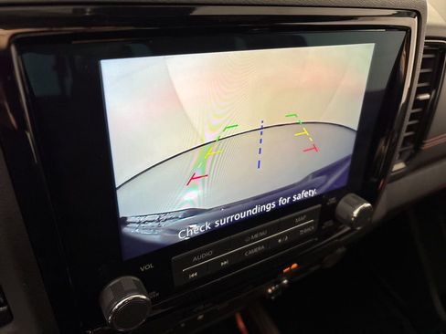 Used 2024 Nissan Frontier Pro-X image 29