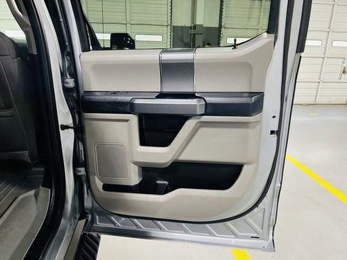 Used 2020 Ford F150 XLT w/ Equipment Group 302A Luxury image 31