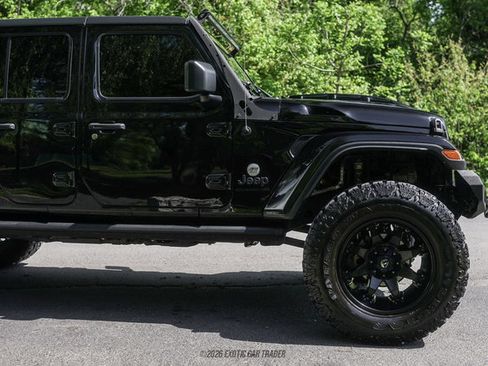 Used 2021 Jeep Gladiator Sport AWD/4WD image 9