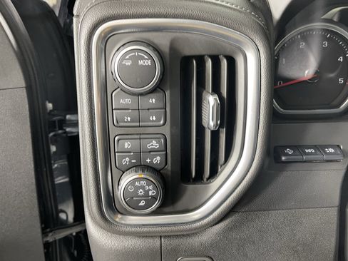 Used 2020 Chevrolet Silverado 2500 LTZ w/ LTZ Plus Package AWD/4WD image 17