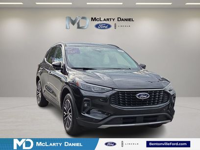 Used 2025 Ford Escape SE w/ PHEV Premium Package