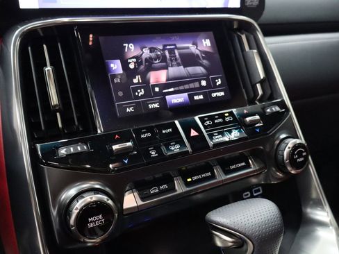 Used 2023 Lexus LX 600 F Sport image 23