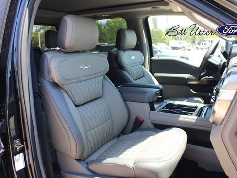 New 2026 Ford F350 Platinum w/ Platinum Plus Package AWD/4WD image 7
