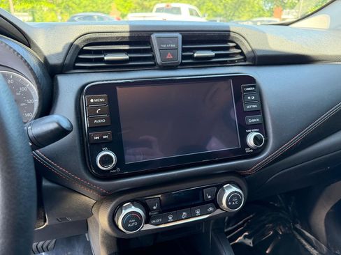 Used 2025 Nissan Versa SR w/ Trunk Package image 13