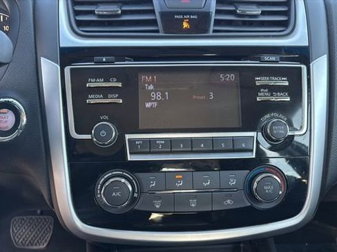 Used 2018 Nissan Altima 2.5 SR image 26