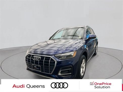 Certified 2023 Audi Q5 2.0T Premium w/ Convenience Package image 1