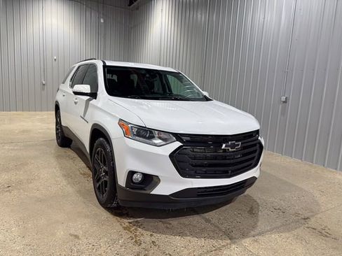 Used 2020 Chevrolet Traverse LT w/ LPO, Midnight Edition image 9