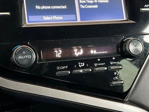 Certified 2019 Toyota Camry SE FWD image 20