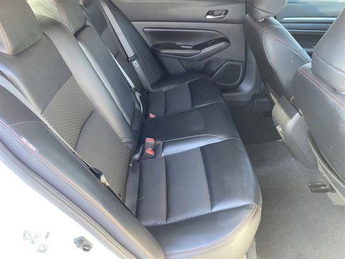 Certified 2023 Nissan Altima 2.5 SR image 11