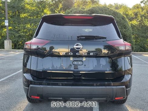Used 2025 Nissan Rogue SV FWD image 4