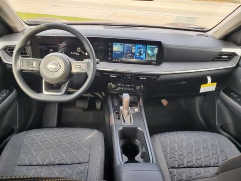 New 2026 Nissan Kicks SV image 11