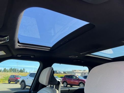 Used 2024 Kia EV9 GT-Line image 33