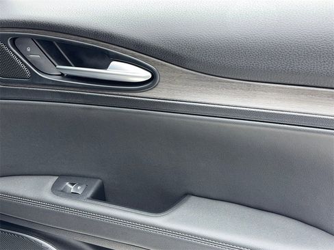 Used 2023 Alfa Romeo Stelvio Ti image 51