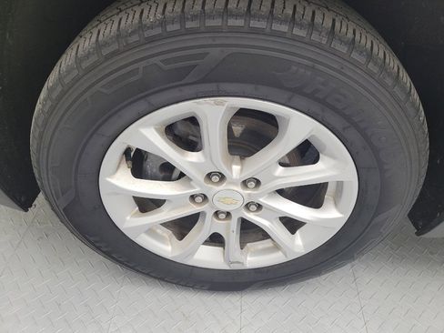 Used 2020 Chevrolet Equinox LS w/ LS Convenience Package image 31